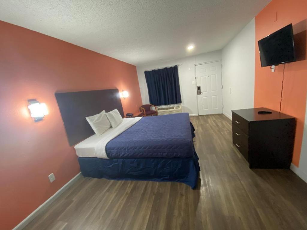 Rodeway Inn North Little Rock Bagian luar foto