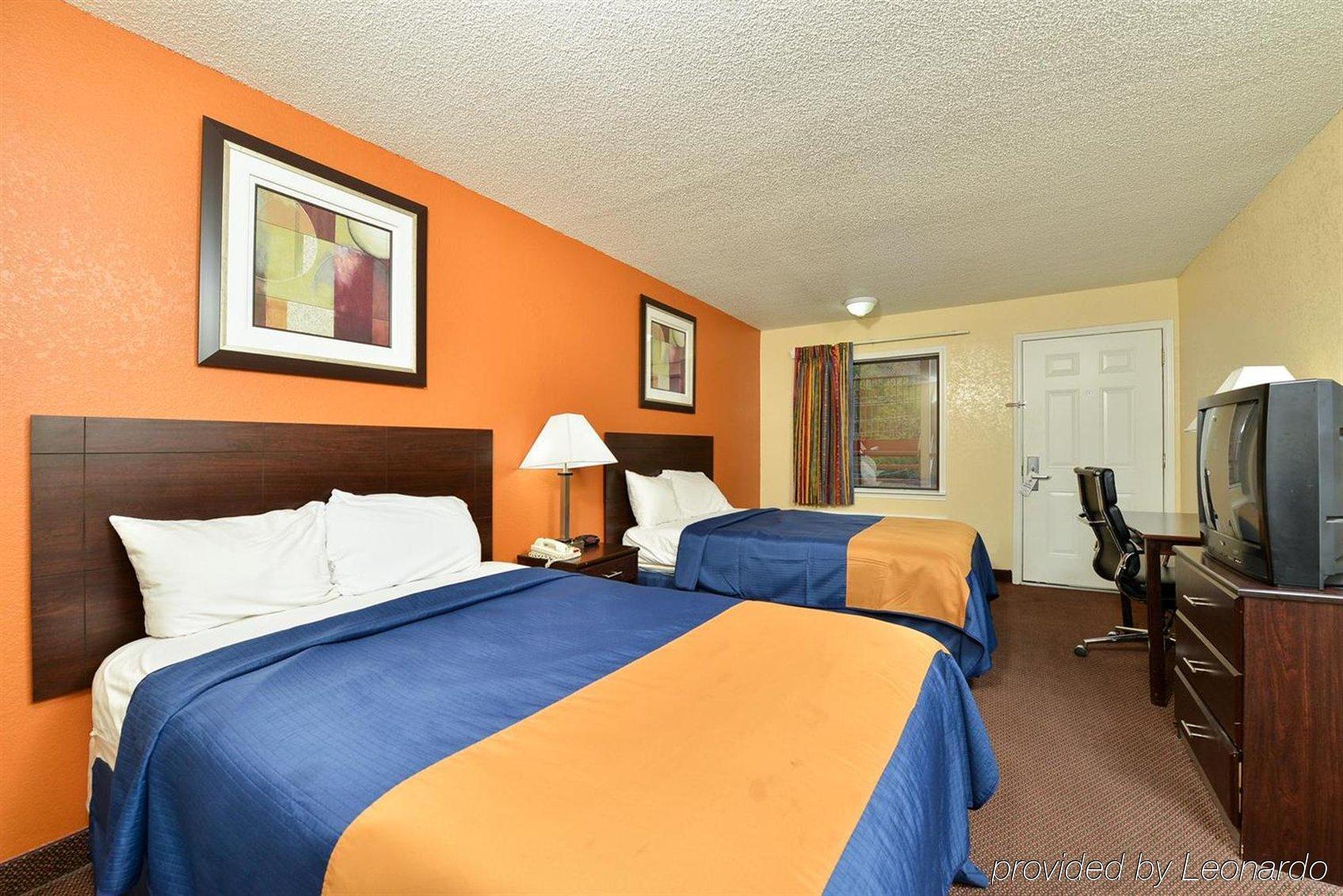 Rodeway Inn North Little Rock Bagian luar foto